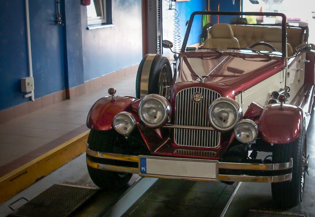 Autocentrum Kontakt